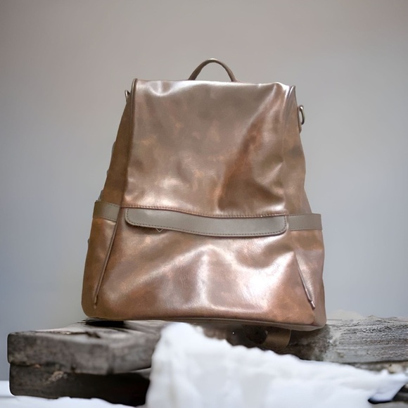 Cheruty Backpack Purse - Picture 1 of 8